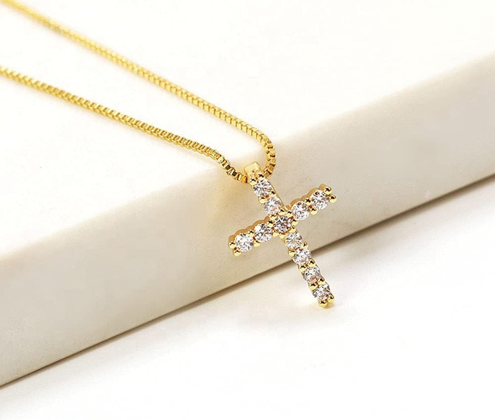 Small Cross Necklaces for Women Simulated Diamond Cross Pendant Dainty Necklace Cubic Zirconia Cross Necklace Silver